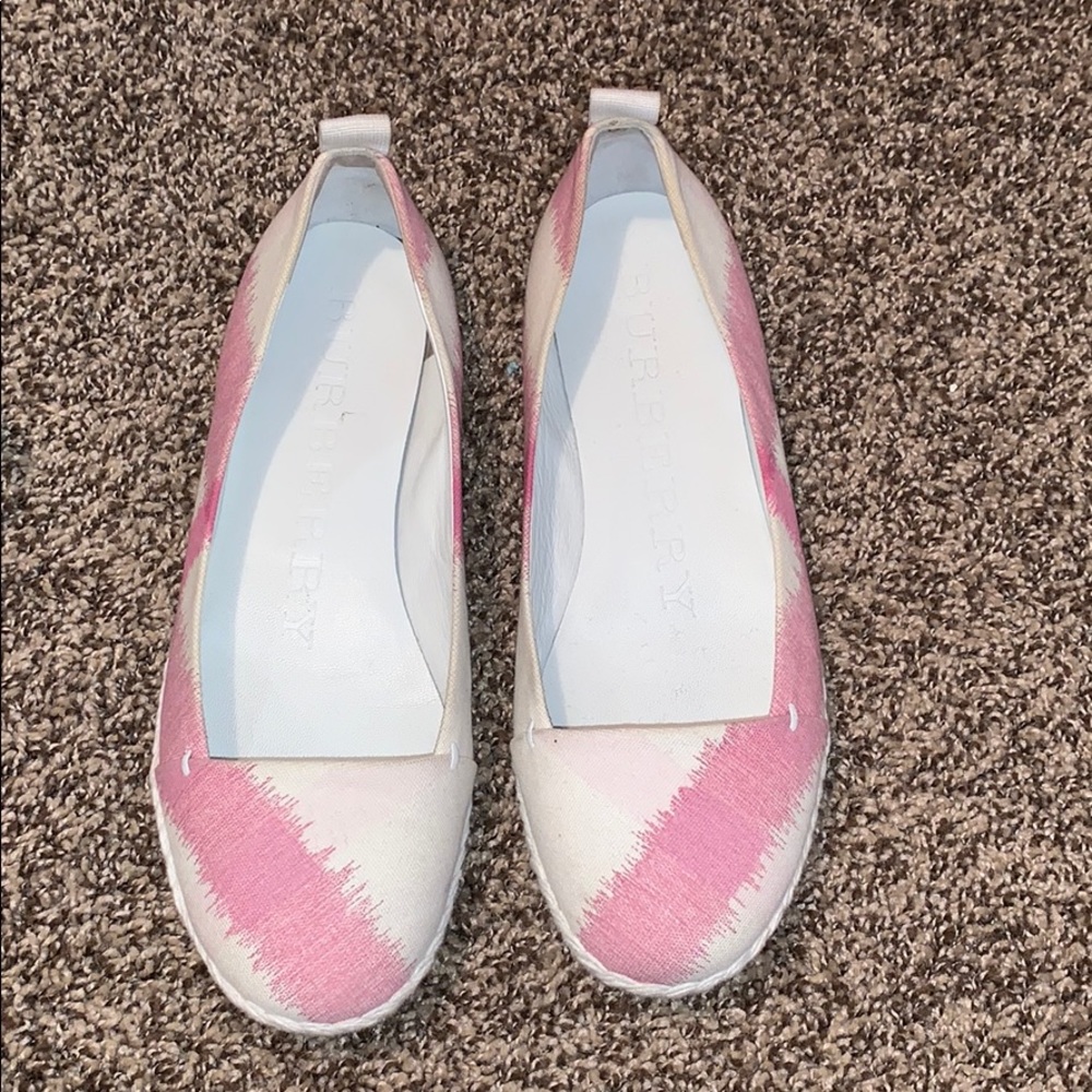 Burberry ballet flats
